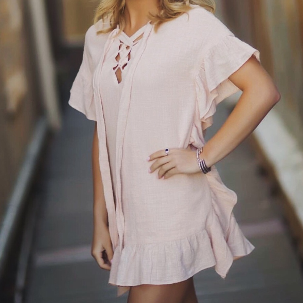 line & dot light pink dress in XS
